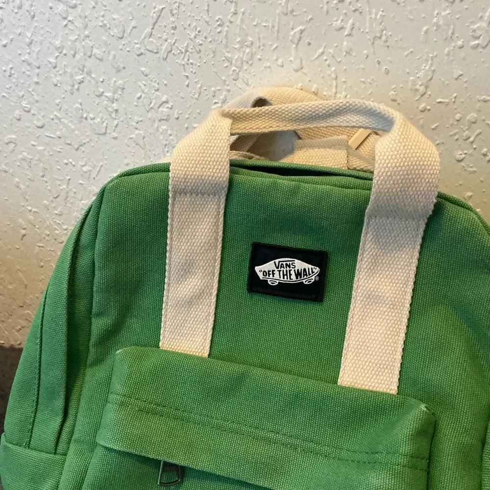 Vans Green Backpack with Cream Details - Picture 3 of 12
